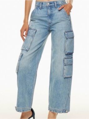 ARITZIA Denim Forum 90s Millie Cargo Jeans